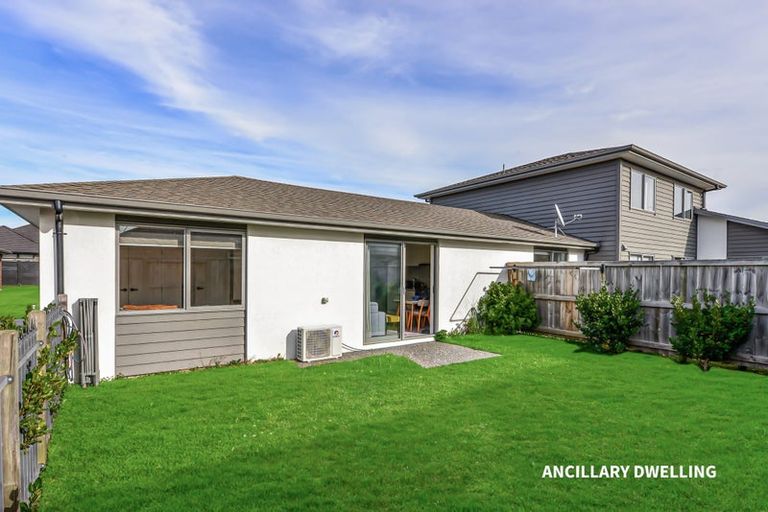 Photo of property in 8 Kaaka Street, Cambridge, 3434