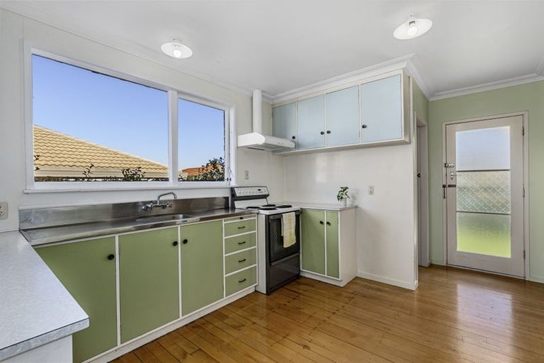 Photo of property in 16a Lilac Place, Otumoetai, Tauranga, 3110