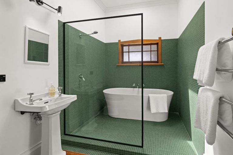 Photo of property in 29 Breadalbane Road, Havelock North, 4130