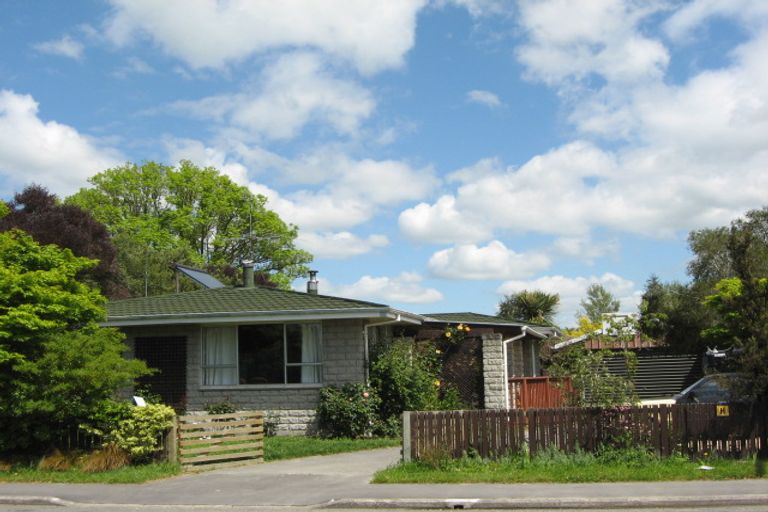 Photo of property in 19 Bush Street, Rangiora, 7400