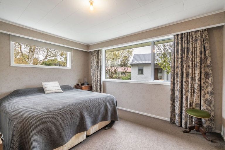 Photo of property in 59 Hillary Street, Winton, 9720