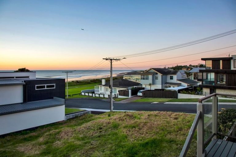 Photo of property in 6 Seaton Street, Strandon, New Plymouth, 4312