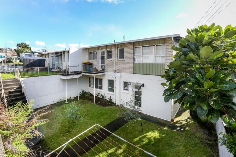 Photo of property in 6d Davies Lane, New Plymouth, 4310