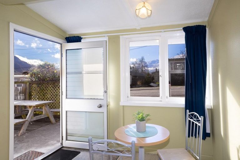 Photo of property in 4 Kent Street, Kingston, Athol, 9793