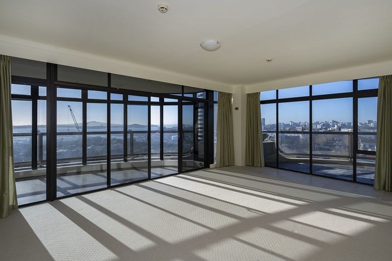 Photo of property in Shangri La Apartments, 7/97 Jervois Road, Herne Bay, Auckland, 1011