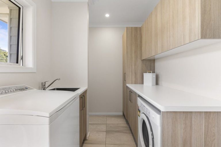 Photo of property in 119 Moana Anu Anu Avenue, Whangamata, 3620