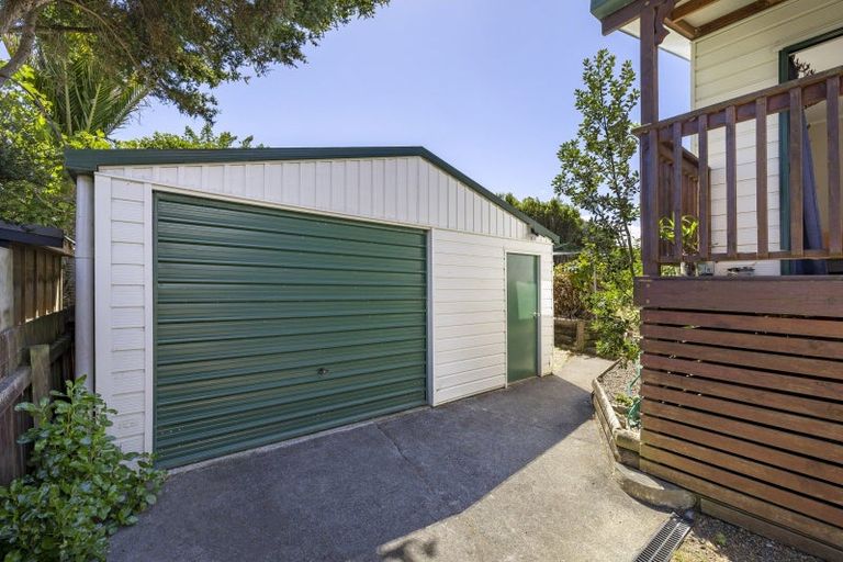 Photo of property in 65a Wainui Road, Raglan, 3225