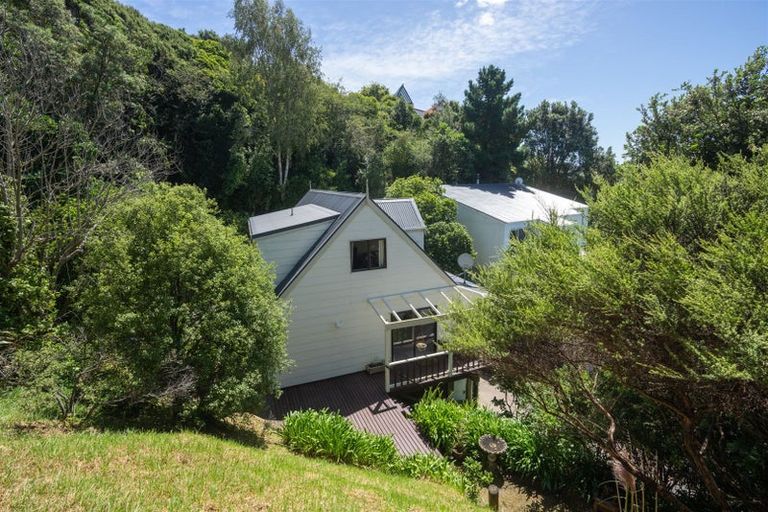 Photo of property in 36 Oak Avenue, Paremata, Porirua, 5024