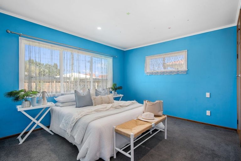 Photo of property in 60 Western Hills Drive, Kensington, Whangarei, 0112