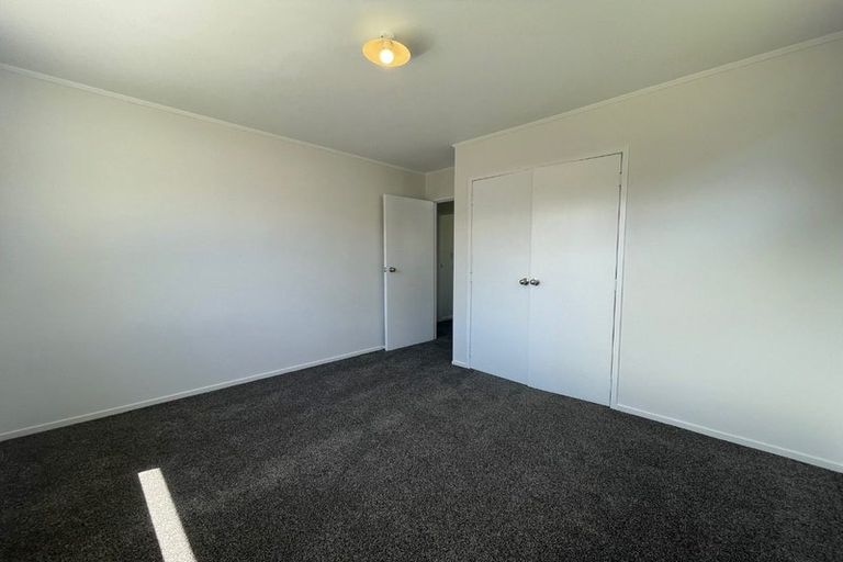 Photo of property in 10 Limond Street, Randwick Park, Auckland, 2105
