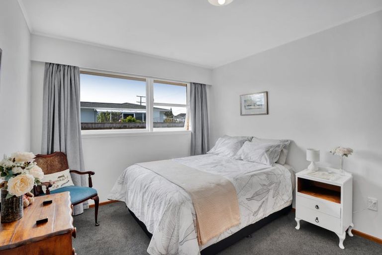 Photo of property in 2/6 Essex Street, Vogeltown, New Plymouth, 4310