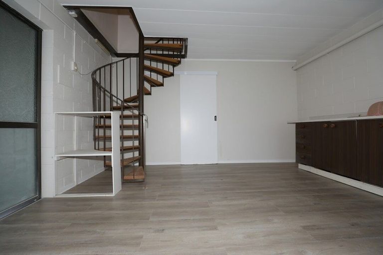 Photo of property in 4/320 Pakuranga Road, Pakuranga Heights, Auckland, 2010