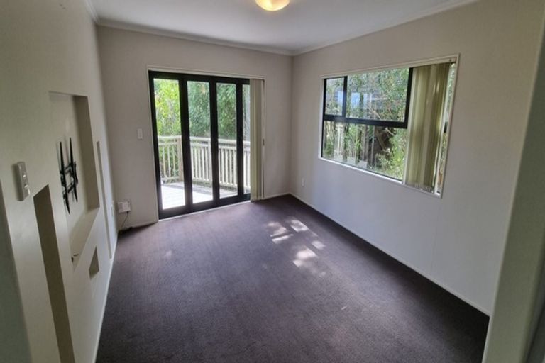 Photo of property in 99 Pemberton Avenue, Bayview, Auckland, 0629