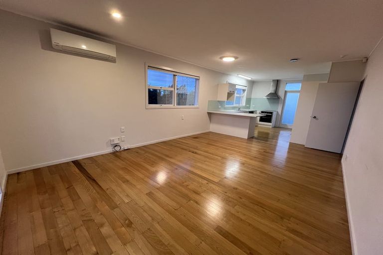 Photo of property in 19a Marewa Street, Te Atatu South, Auckland, 0610