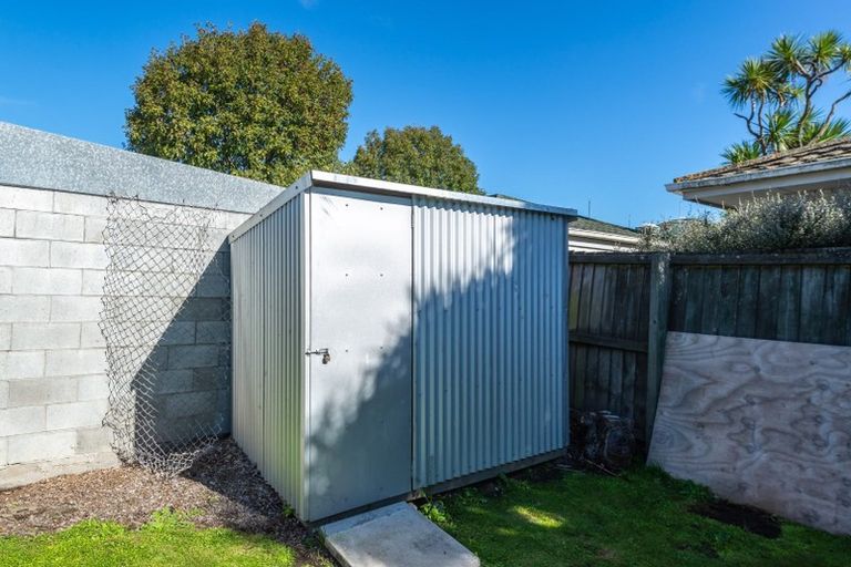 Photo of property in 2/25 Whitmore Street, Edgeware, Christchurch, 8013