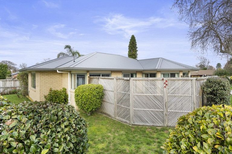 Photo of property in 92 Tennyson Street, Leamington, Cambridge, 3432