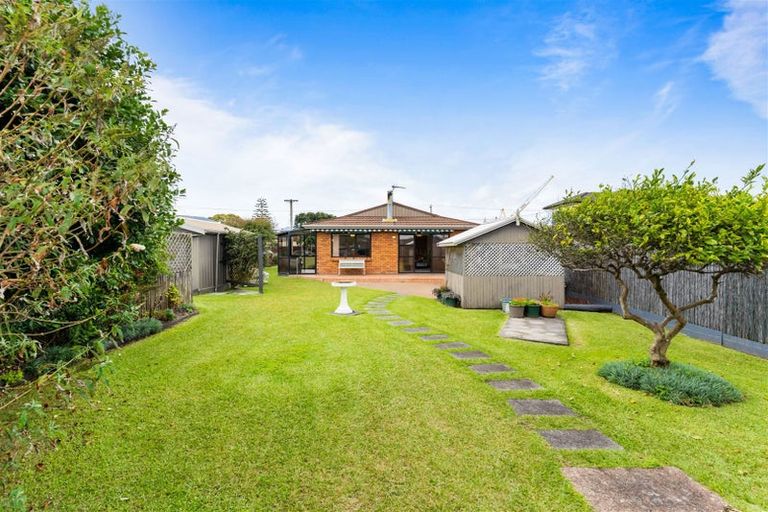 Photo of property in 31 Weiti Road, Orewa, 0931