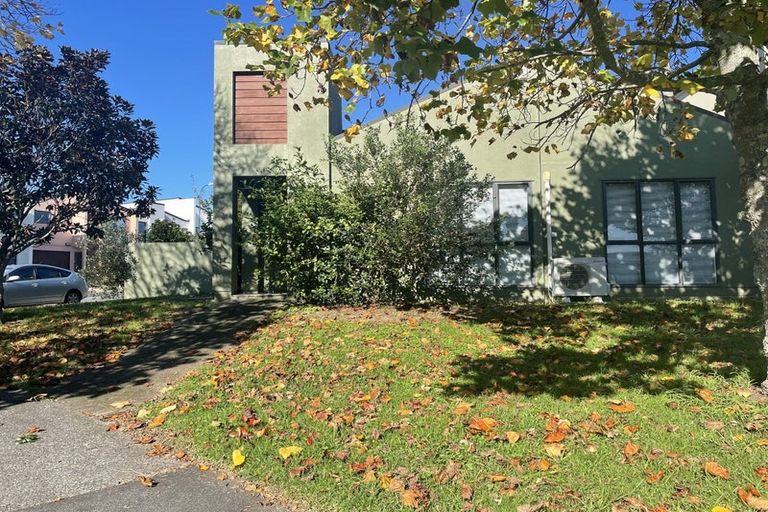 Photo of property in 3 Puma Drive, Golflands, Auckland, 2013