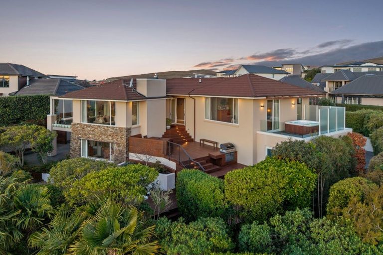 Photo of property in 6 Stonewall Place, Huntsbury, Christchurch, 8022