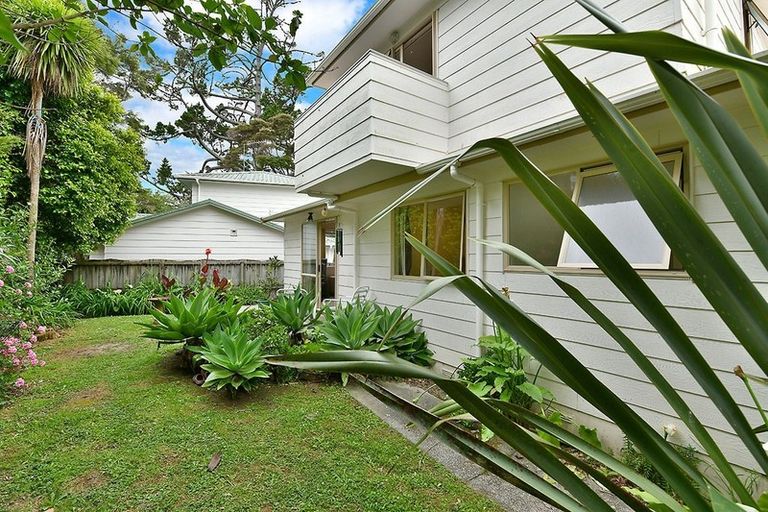 Photo of property in 36 Shadon Place, Stanmore Bay, Whangaparaoa, 0932