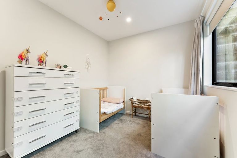 Photo of property in 31 Ascension Crescent, Orewa, 0931