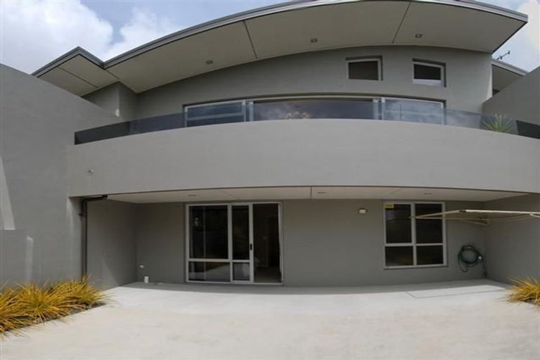 Photo of property in 21e Ruakiwi Road, Hamilton Lake, Hamilton, 3204