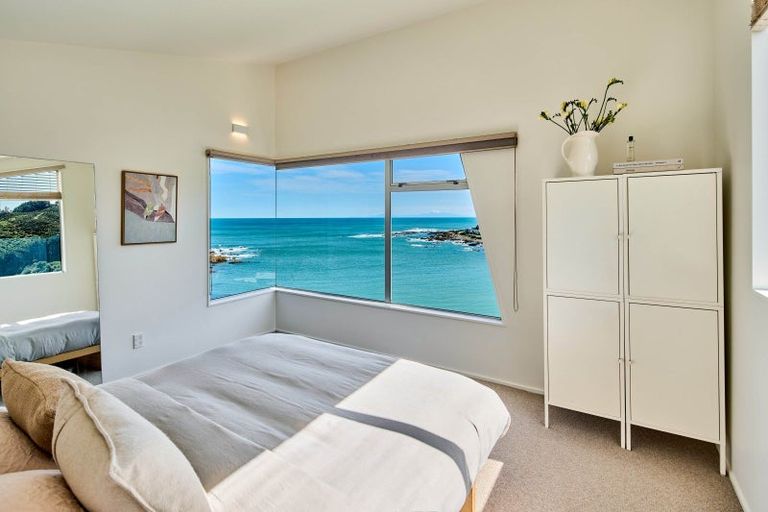 Photo of property in 42 Owhiro Bay Parade, Owhiro Bay, Wellington, 6023