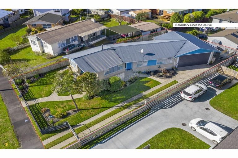 Photo of property in 19 Cecil Street, St Andrews, Hamilton, 3200