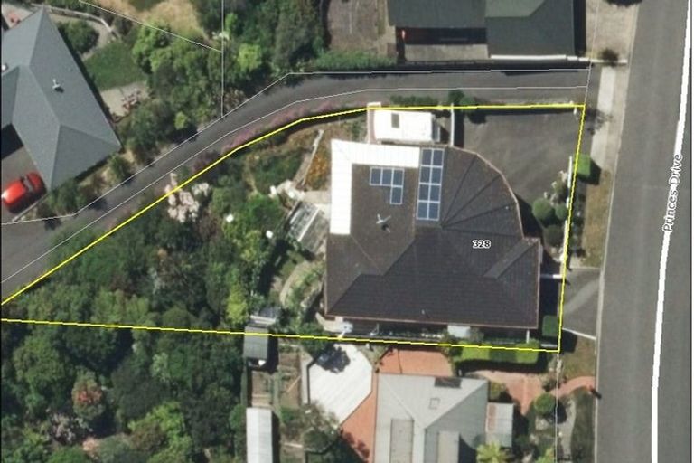 Photo of property in 328 Princes Drive, Britannia Heights, Nelson, 7010