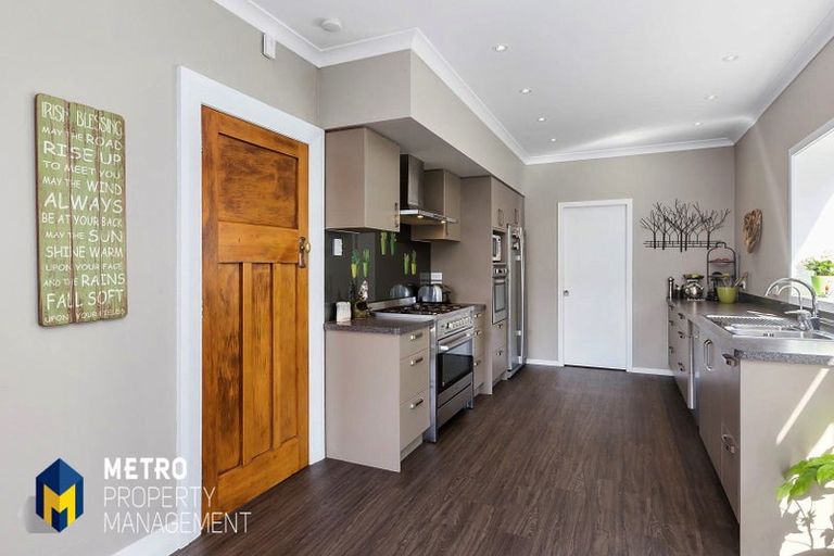 Photo of property in 50 Easther Crescent, Kew, Dunedin, 9012