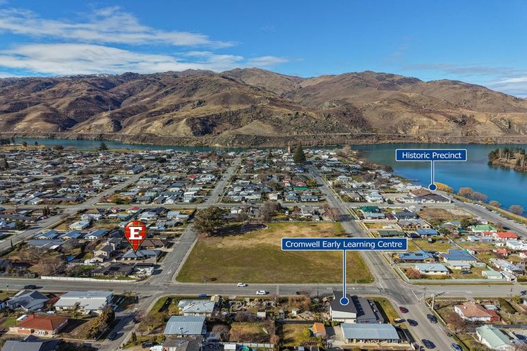 Photo of property in 51 Donegal Street, Cromwell, 9310