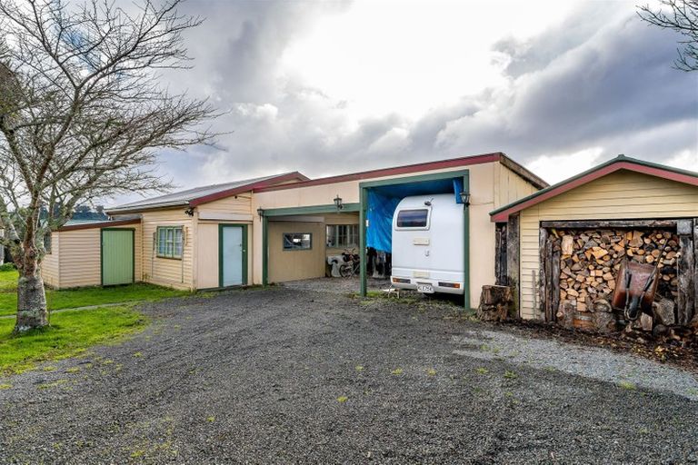 Photo of property in 15 Haswell Street, Eketahuna, 4900