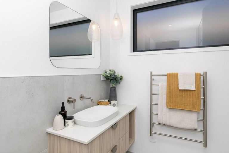 Photo of property in 5 Rangitahi Road, Raglan, 3225