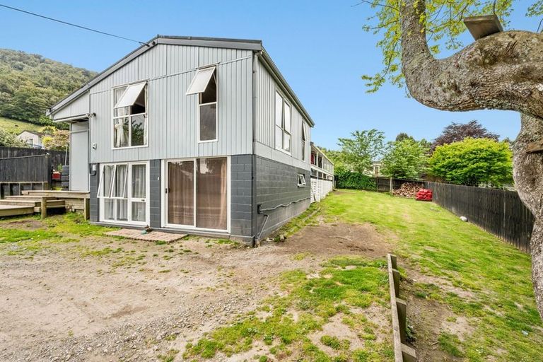 Photo of property in 53 Mountain Road, Western Heights, Rotorua, 3015