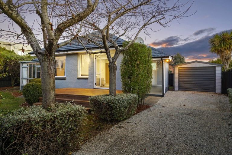 Photo of property in 22 Dinton Street, Russley, Christchurch, 8042