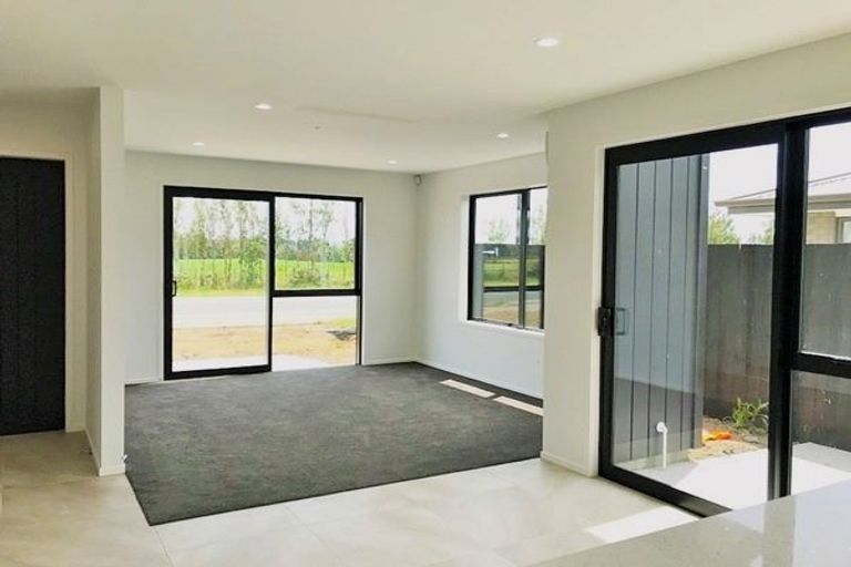 Photo of property in 63 Clarks Beach Road, Clarks Beach, 2122