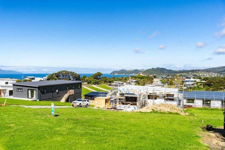 Photo of property in 7 Blue Moon Rise, Langs Beach, 0582