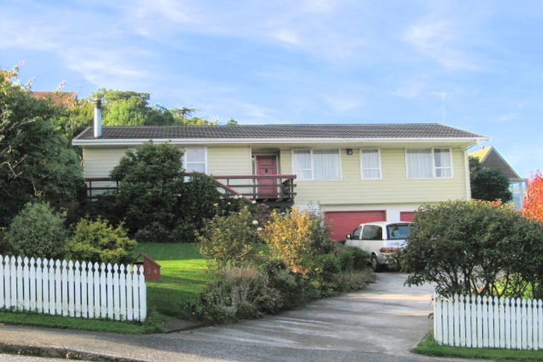 Photo of property in 34 Sunshine Crescent, Kelson, Lower Hutt, 5010