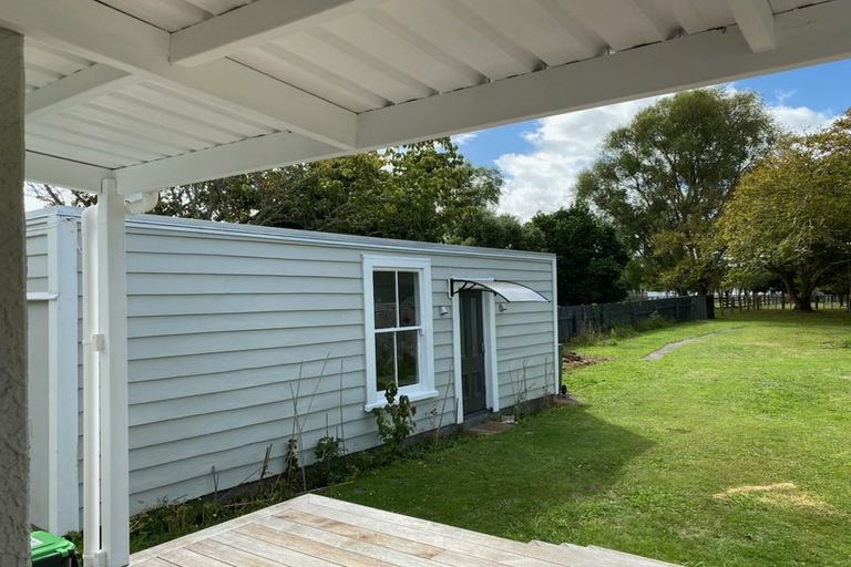 Photo of property in 2 Brassey Street, Waverley, 4510