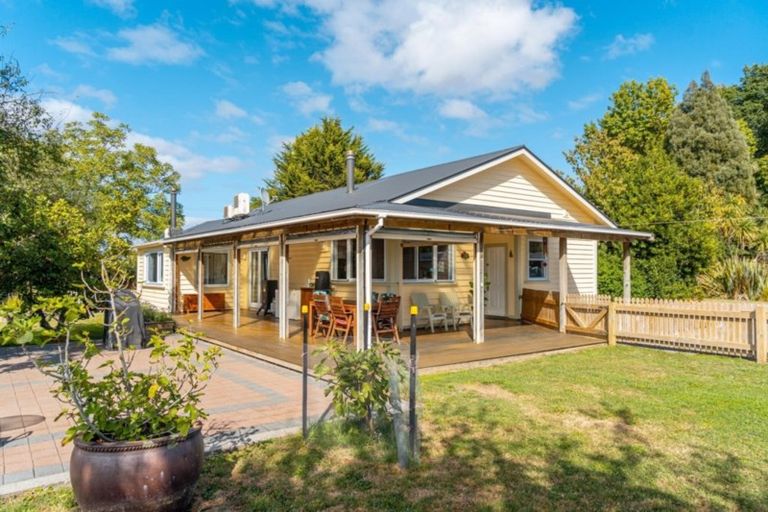 Photo of property in 175 Papawai Road, Papawai, Greytown, 5794