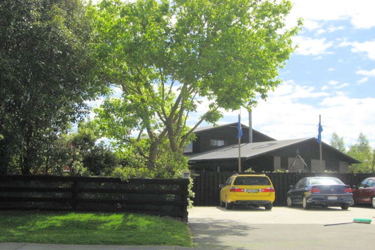 Photo of property in 10 Hewitts Road, Woodend, 7610