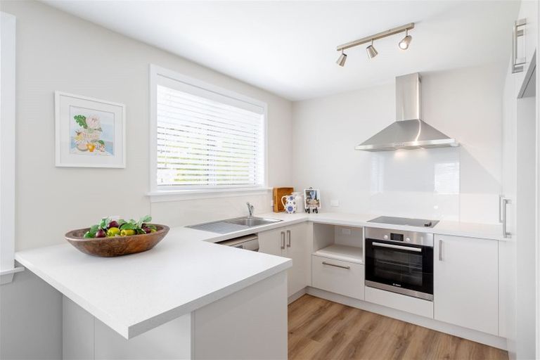 Photo of property in 2/36 Condell Avenue, Papanui, Christchurch, 8053