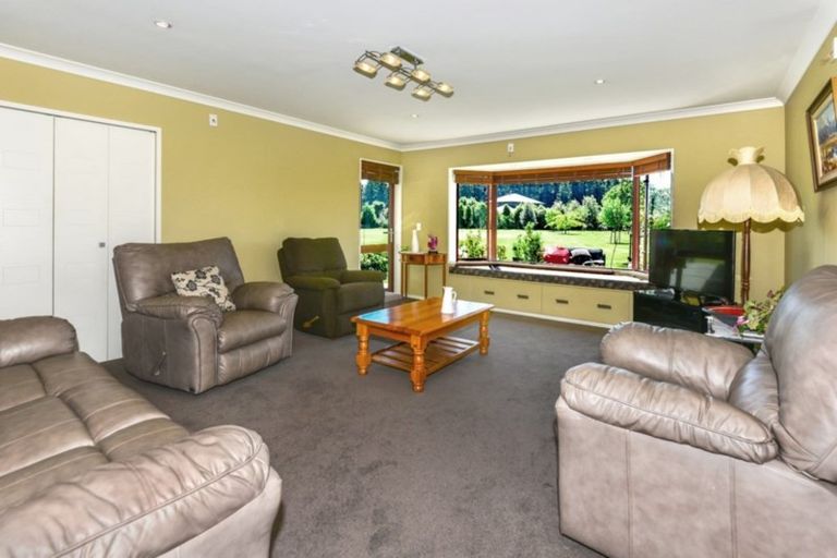 Photo of property in 10 Mchugh Crescent, Darfield, 7510