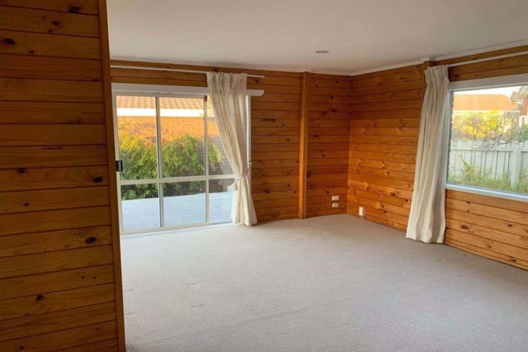 Photo of property in 2/11 Taiko Court, Northpark, Auckland, 2013