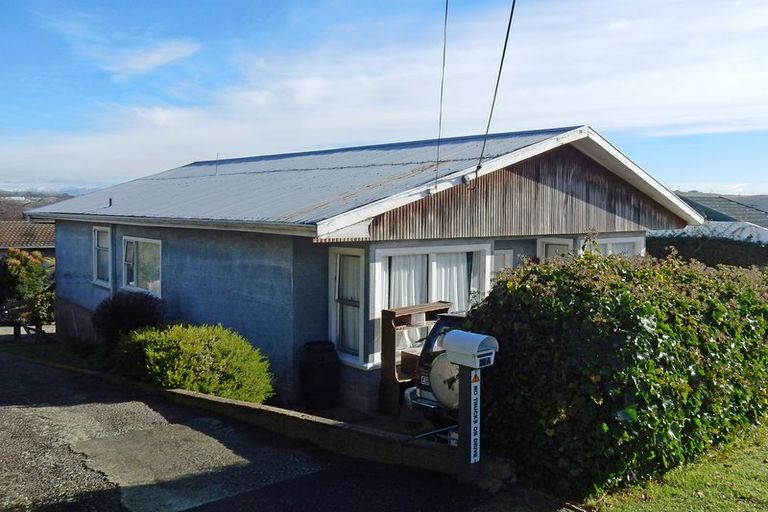 Photo of property in 22 Till Street, South Hill, Oamaru, 9400