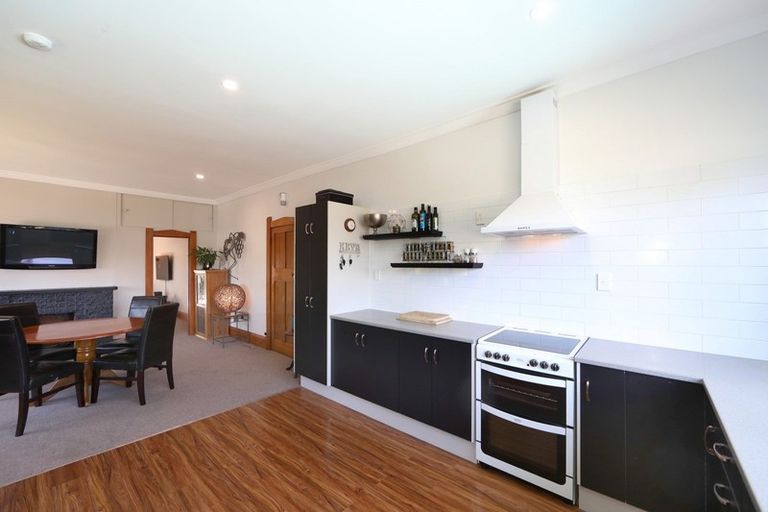 Photo of property in 1001 Heretaunga Street East, Parkvale, Hastings, 4122