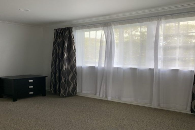 Photo of property in 7a Korokoro Road, Korokoro, Lower Hutt, 5012