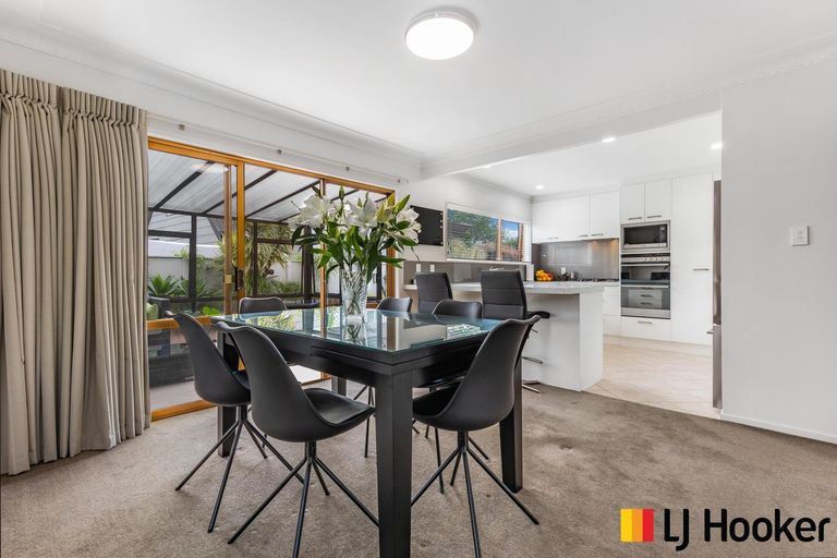 Photo of property in 6 Muirfield Street, Wattle Downs, Auckland, 2103
