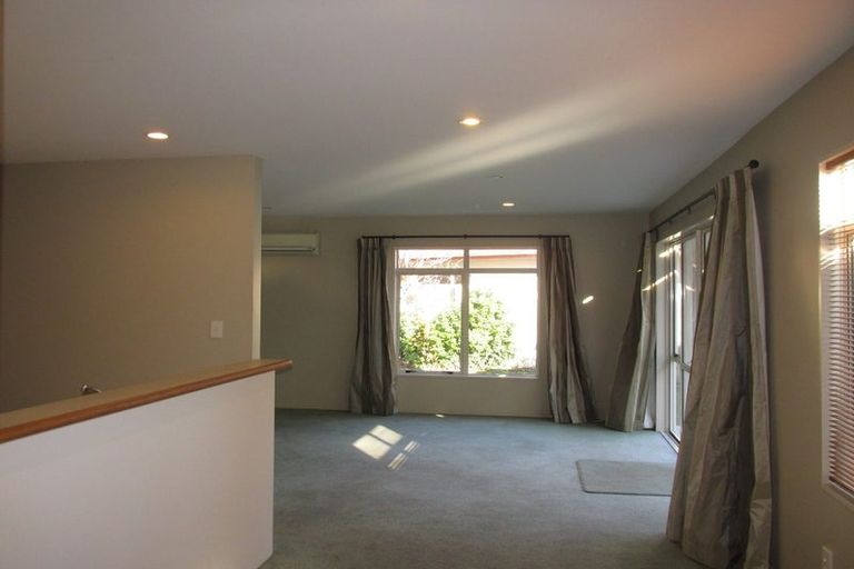 Photo of property in 2/35 Parade Court, Addington, Christchurch, 8024