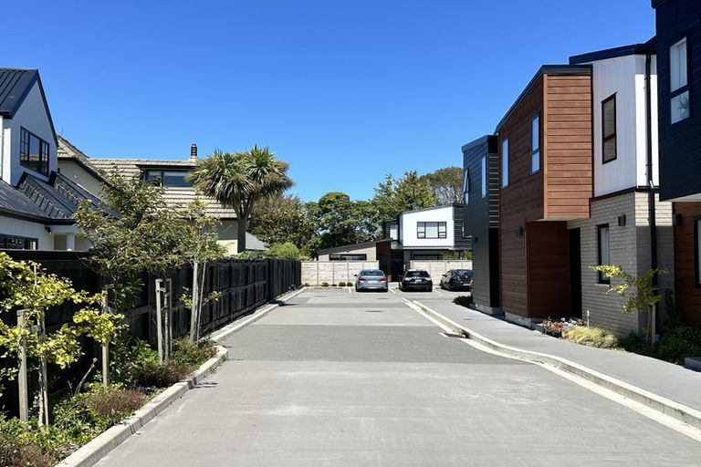Photo of property in 11/564 High Street, Boulcott, Lower Hutt, 5010